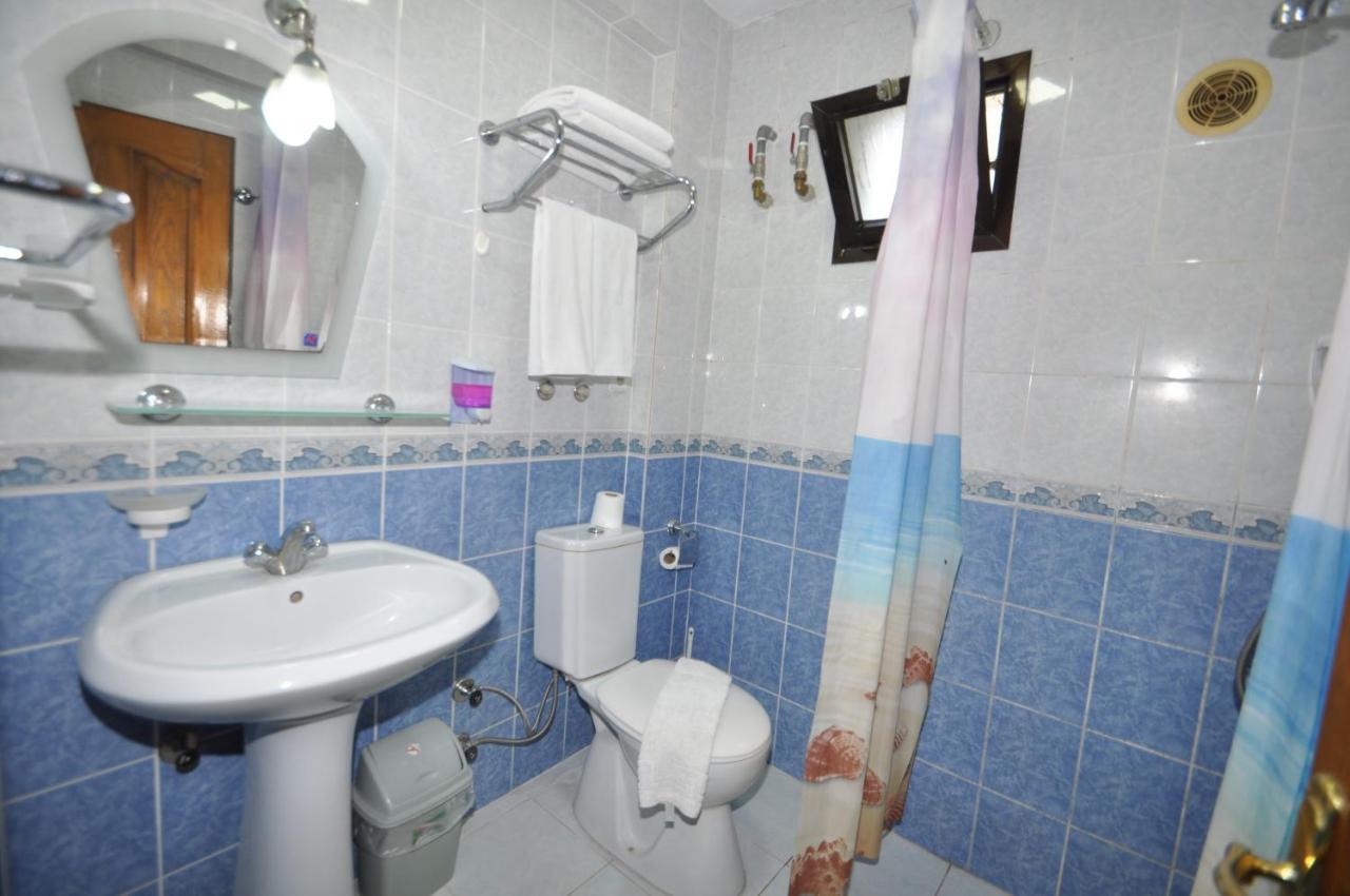 Defne & Zevkim Hotel Marmaris Ngoại thất bức ảnh