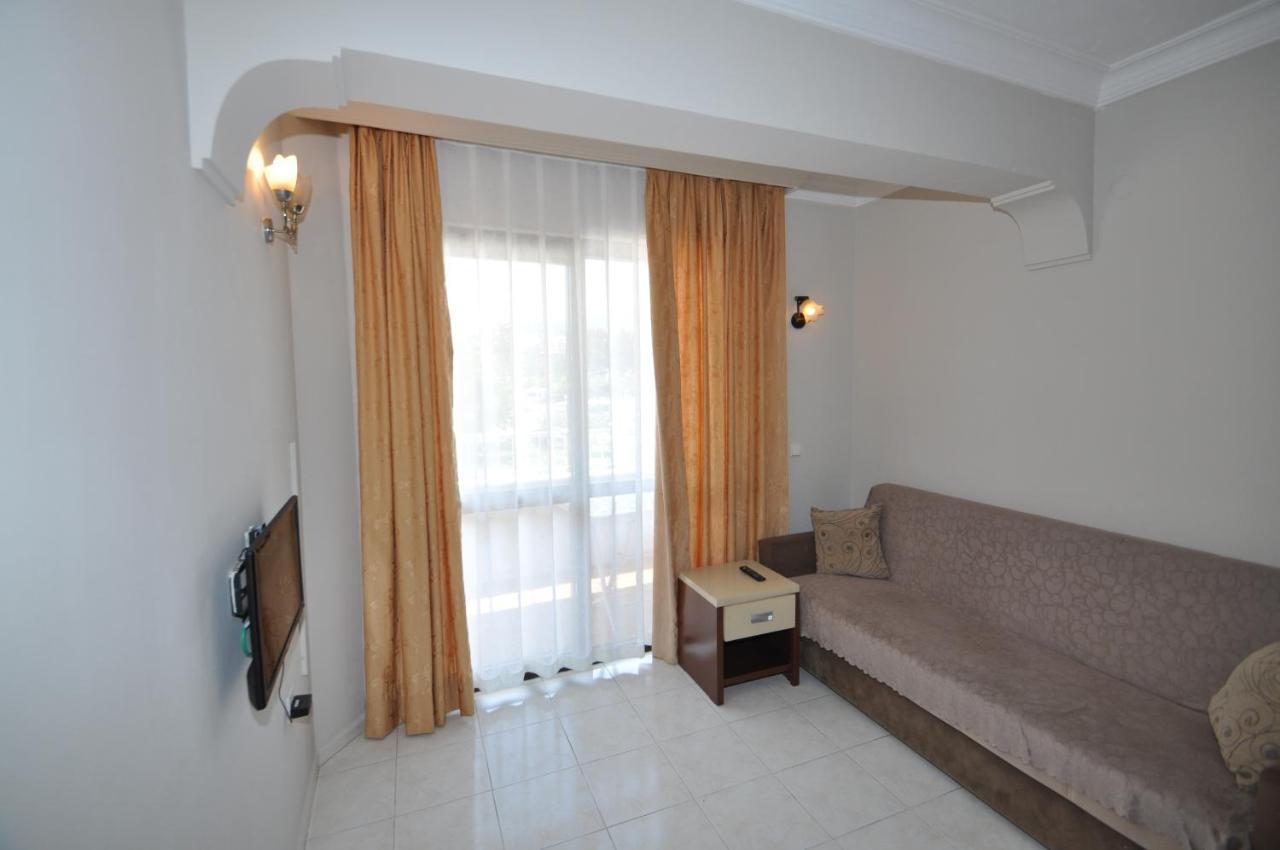 Defne & Zevkim Hotel Marmaris Ngoại thất bức ảnh