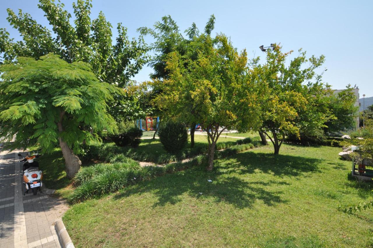 Defne & Zevkim Hotel Marmaris Ngoại thất bức ảnh