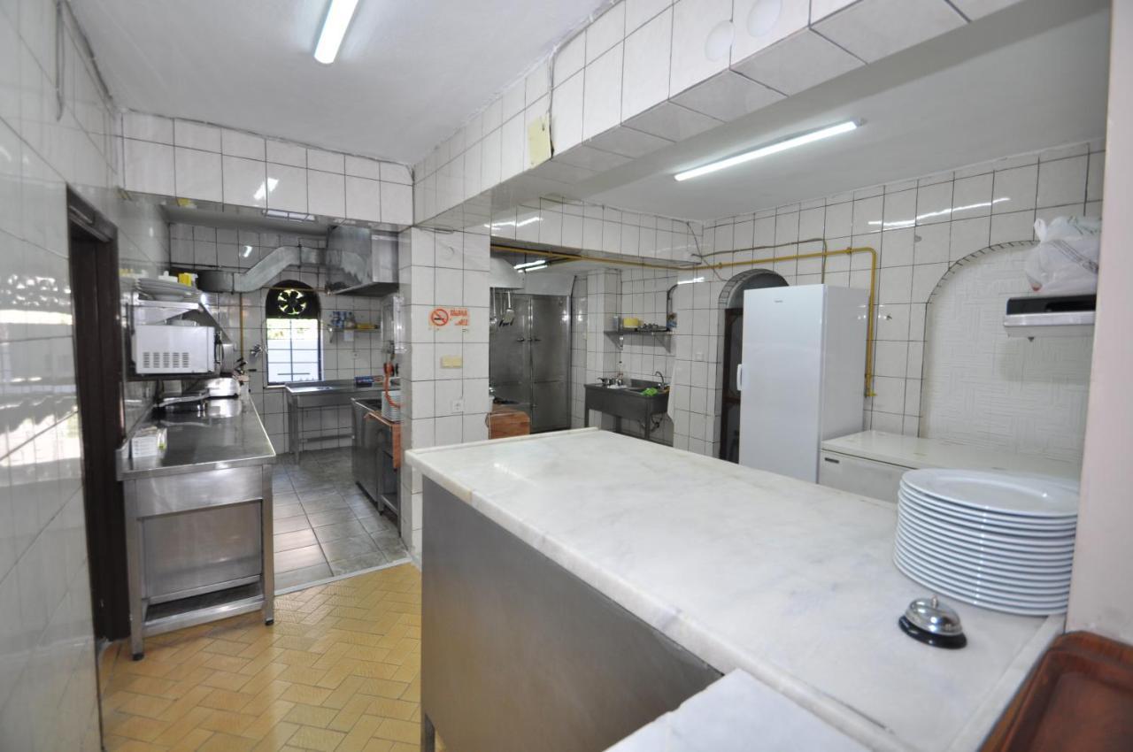 Defne & Zevkim Hotel Marmaris Ngoại thất bức ảnh